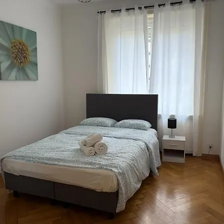 2 Bedroom In The Center Of Appartement *